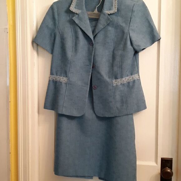 Sag Harbor  Blue Jacket & Skirt - Picture 1 of 8